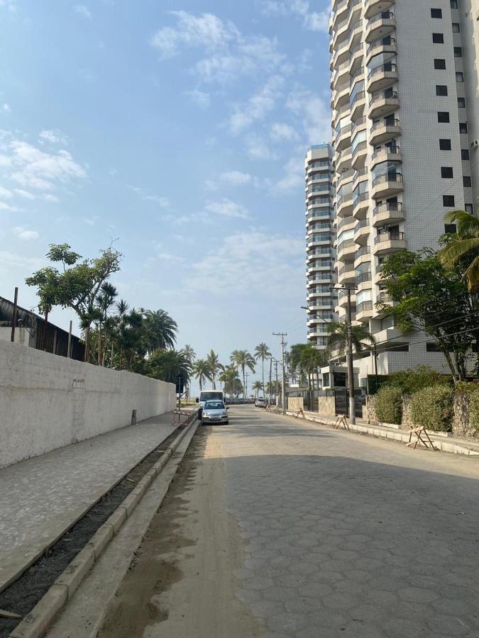 Appartamento Wi-Fi Saint Patrick - 50Mts Da Enseada Guarujá Esterno foto